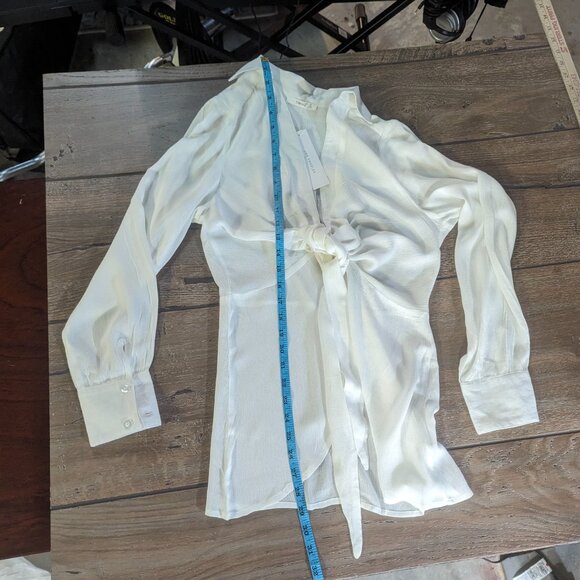 NWT Timing Size Small White Blouse - Picture 12 of 16